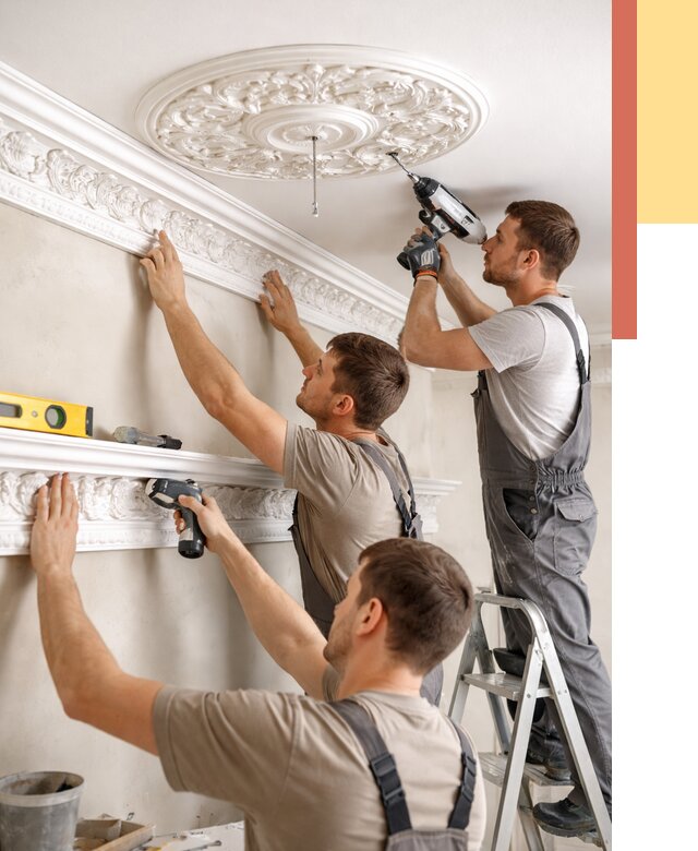 Монтаж лепнины на потолок в Пушкине от 3461 руб. быстро и недорого | ОТДЕЛОЧНИК-Пшн